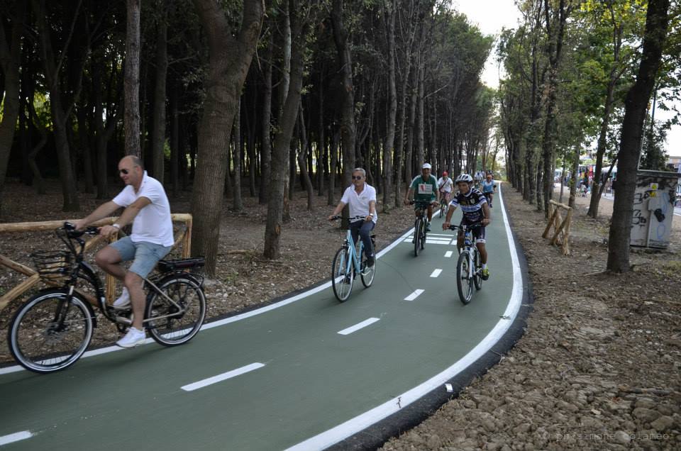 Passeggiando sulla pista ciclopedonale da Vasto Marina a San Salvo 1 - Hotel Vasto Marina Inaugurazione pista ciclabile San Salvo Marina scatti di Simone Colameo 11-hotel-vasto-marina
