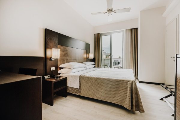 hotel principe fronte mare 1-hotel-vasto-marina